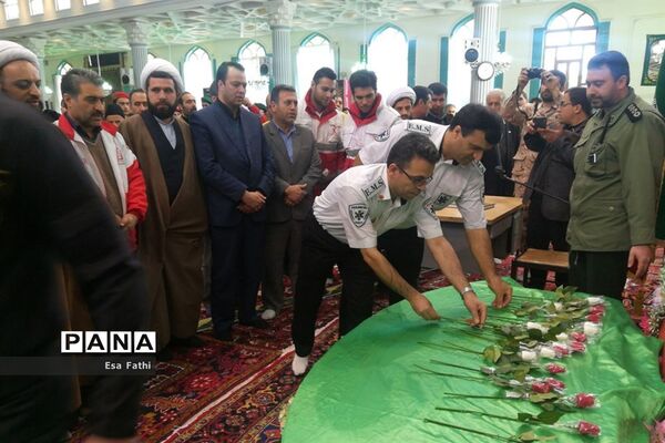 گلباران تمثال امام خمینی (ره) در آذرشهر