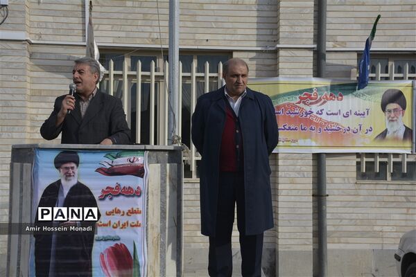 مراسم زنگ انقلاب در مدرسه شهید رضایی ناحیه یک تبریز