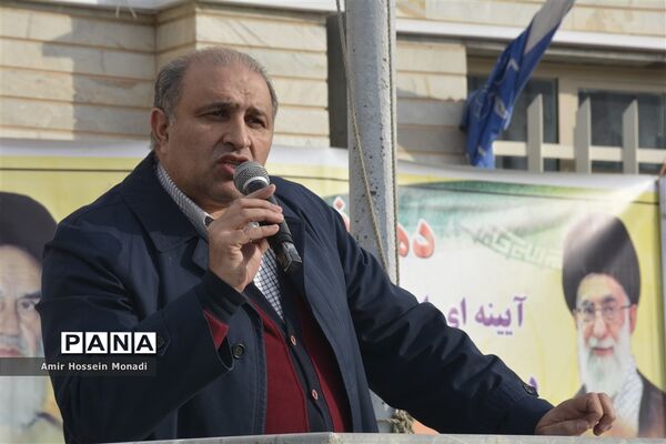 مراسم زنگ انقلاب در مدرسه شهید رضایی ناحیه یک تبریز