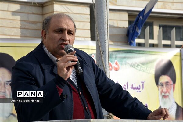 مراسم زنگ انقلاب در مدرسه شهید رضایی ناحیه یک تبریز