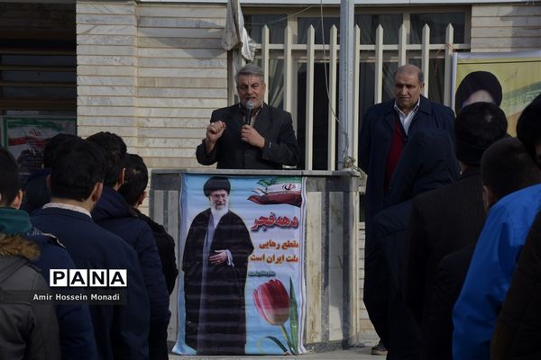 مراسم زنگ انقلاب در مدرسه شهید رضایی ناحیه یک تبریز