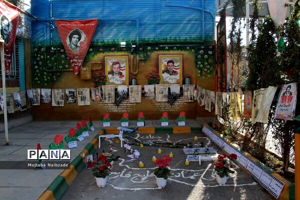 آیین نواختن زنگ انقلاب اسلامی در ناحیه 5 مشهد