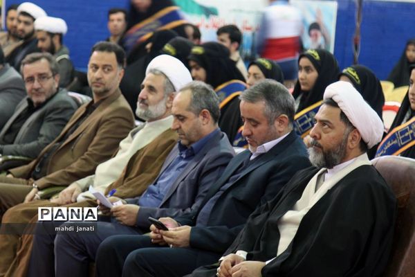 نواختن زنگ انقلاب در قم