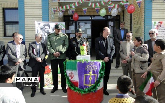 نواخته شدن زنگ انقلاب در برخوار