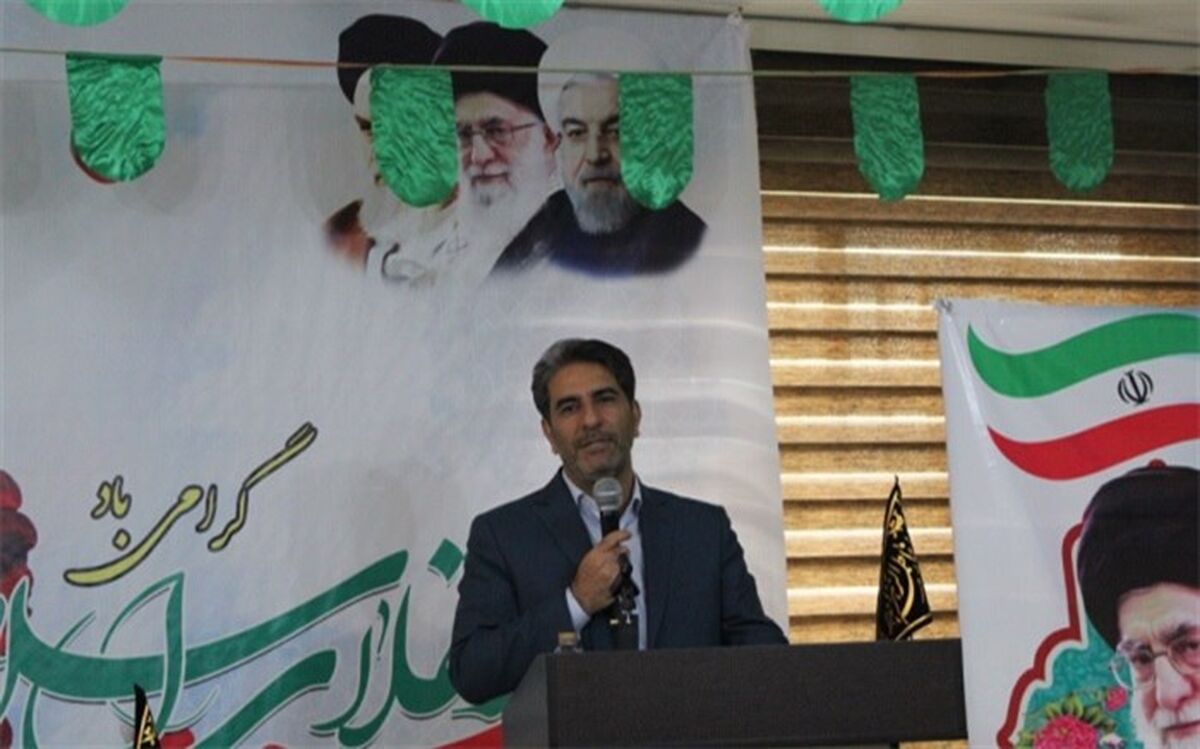 محمد صیدلو : در کنار نگاه خیرخواهانه به  حل مشکلات  از مواهب و محاسن انقلاب اسلامی هم سخن بگوییم