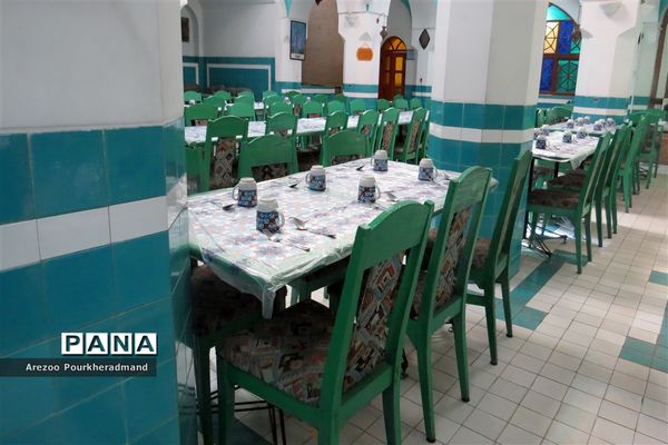 بازدید دانش‌آموزان دبیرستان فرزانگان دوره اول از مجموعه خان یزد