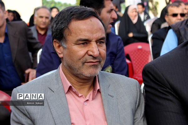 آیین نواختن زنگ انقلاب در مدارس استان فارس