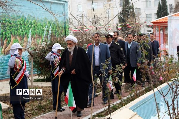 نواخته شدن زنگ انقلاب اسلامی در اسلامشهر