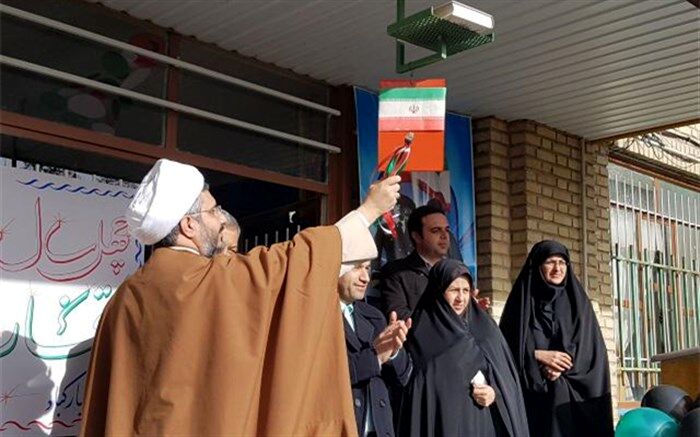 زنگ انقلاب در شهرستان دماوند نواخته شد