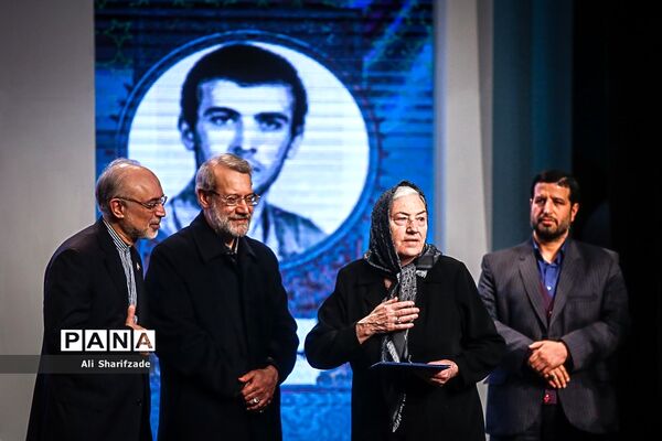 افتتاح نمایشگاه ملی دستاوردهای انقلاب اسلامی و دفاع مقدس