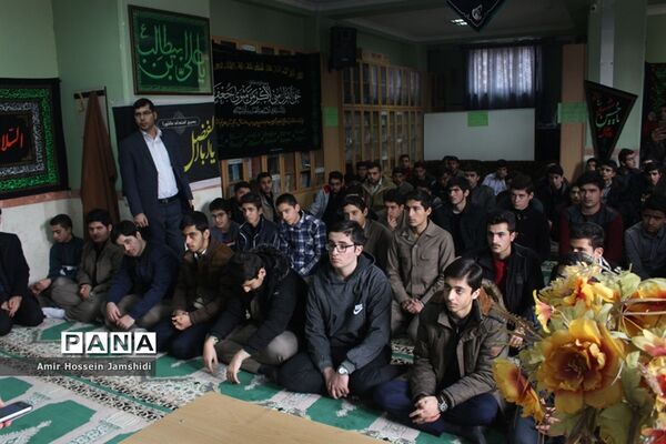هفتمین نمایشگاه مدرسه انقلاب در تبریز