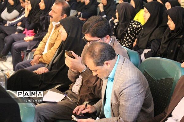 نواخته شدن زنگ انقلاب در مدارس کهگیلویه وبویراحمد