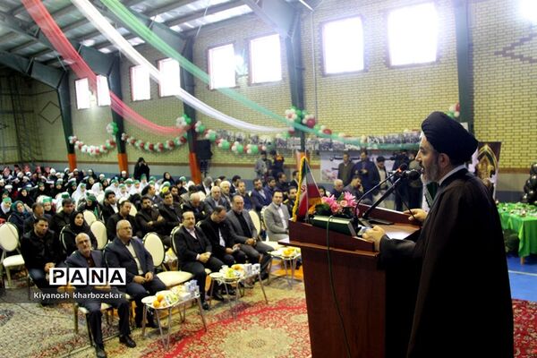 آیین نواختن زنگ انقلاب در مدرسه شهید ساکو مجنونیانس ارومیه