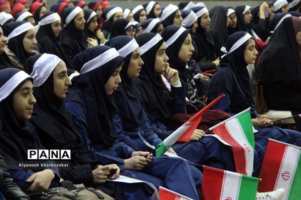 آیین نواختن زنگ انقلاب در مدرسه شهید ساکو مجنونیانس ارومیه