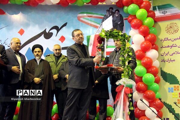آیین نواختن زنگ انقلاب در مدرسه شهید ساکو مجنونیانس ارومیه