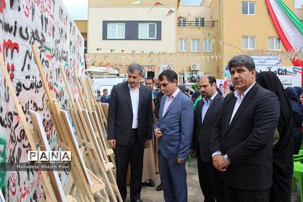 نواختن زنگ انقلاب در مدارس استان بوشهر-1