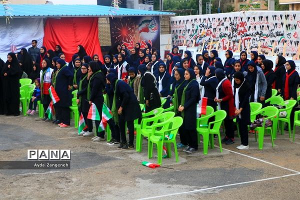 نواختن زنگ انقلاب در مدارس استان بوشهر-1