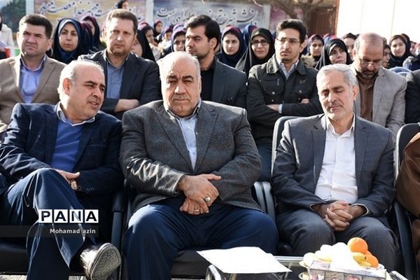 نواخته شدن زنگ انقلاب در مدارس