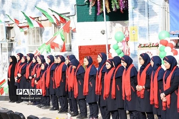 نواخته شدن زنگ انقلاب در مدارس