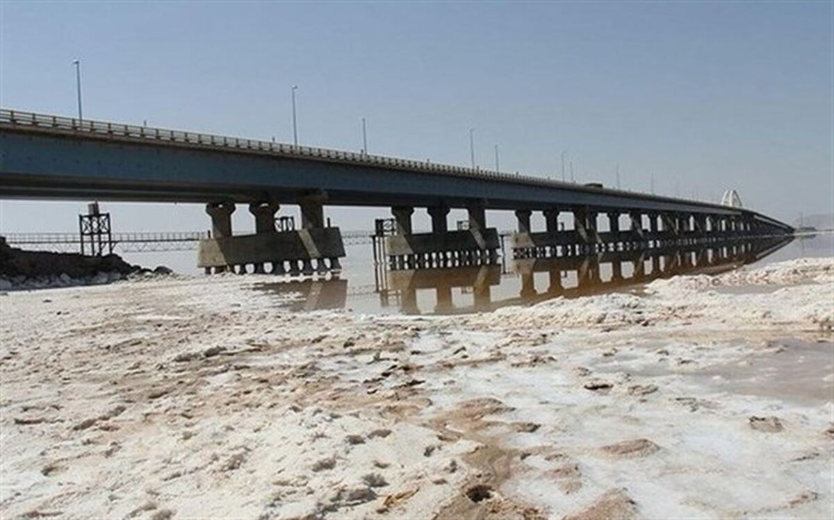 عیسی کلانتری: دریاچه ارومیه از خشک شدن نجات پیدا کرد
