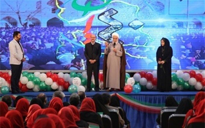 نسل‌های امروز انقلاب، شعارهای سال 57 را دنبال می‌کنند