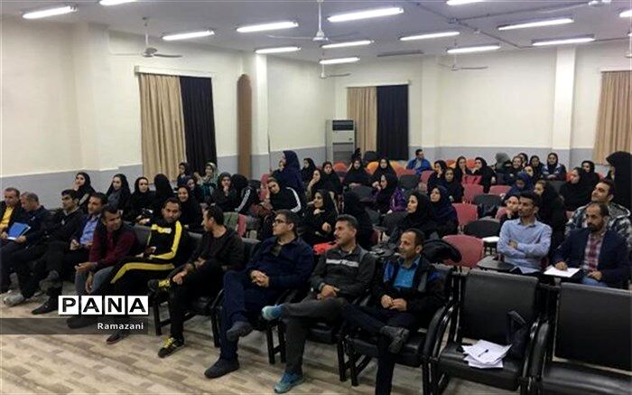 "کینزیوتیپ" گامی در جهت توانمند سازی معلمان و جلوگیری از آسیب های ورزشی و رفع ناهنجاری های اسکلتی کودکان