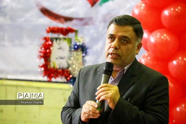 زنگ انقلاب در سالن انقلاب شهرستان سمنان