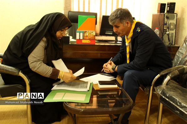 بازدید گروه ارزیابان سازمان دانش‌آموزی مرکز از مدارس تشکیلاتی و پایگاه‌های تغذیه سالم