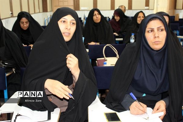 دوره آموزشی طرح مبین ویژه مدیران مدارس غیر دولتی استان بوشهر