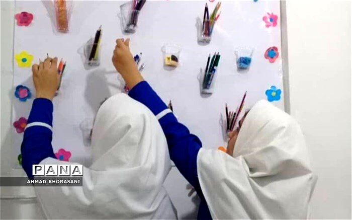 دیوار مهربانی و خلاقیتی برای آموزش مهربانی و نوعدوستی