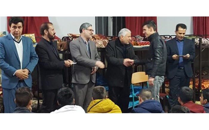 گفتمان دینی در هنرستان امیرالمومنین(ع) صائین قلعه برگزار شد