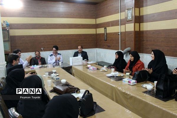 بازدید و ارزیابی مسئولان سازمان دانش‌آموزی مرکز از فعالیت‌های شهرستان سمنان