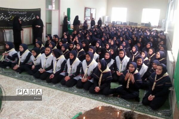 مراسم سوگواری ایام فاطمیه اعضای تشکل پیشتازان دبیرستان خدیجه کبری(س) سراب