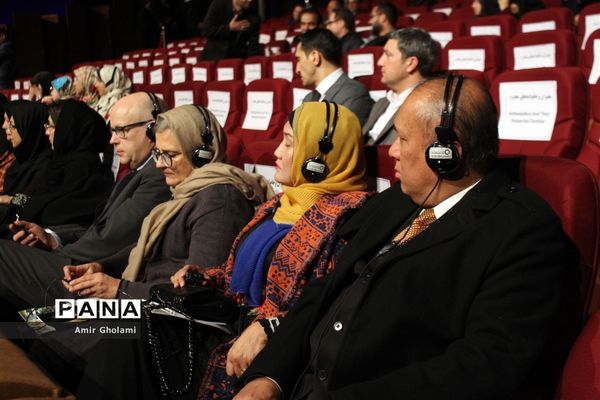 نمایش فاخر رستم و سهراب