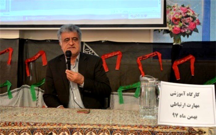 رئیس آموزش و پرورش پیربکران:فاصله بین ما و نسل جدید یک چالش بزرگ در زمینه آسیب های اجتماعی است