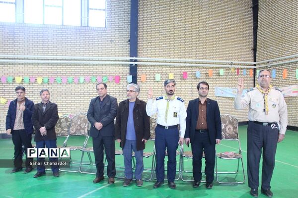 مراسم تحلیف دستمال گردن با حضور رئیس سازمان دانش‌آموزی استان همدان
