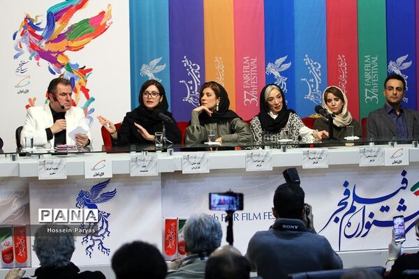 نشست‌های پرسش و پاسخ فیلم‌های ششمین روز سی و هفتمین جشنواره فیلم فجر