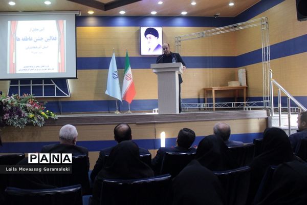 آیین تجلیل از فعالان جشن عاطفه‌ها درآذربایجان شرقی