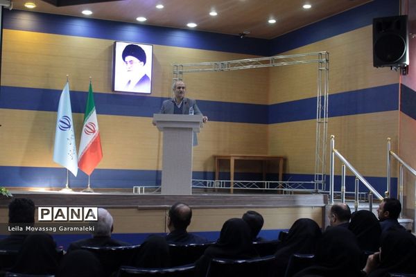 آیین تجلیل از فعالان جشن عاطفه‌ها درآذربایجان شرقی