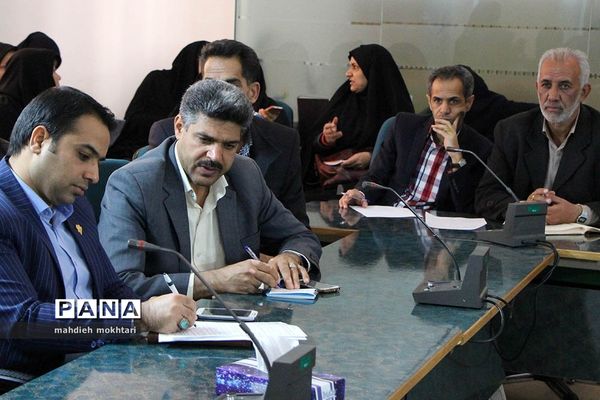 برگزاری جلسه رابطین آموزشی بازی‌های فکری، آموزشی و سرگرمی استان یزد