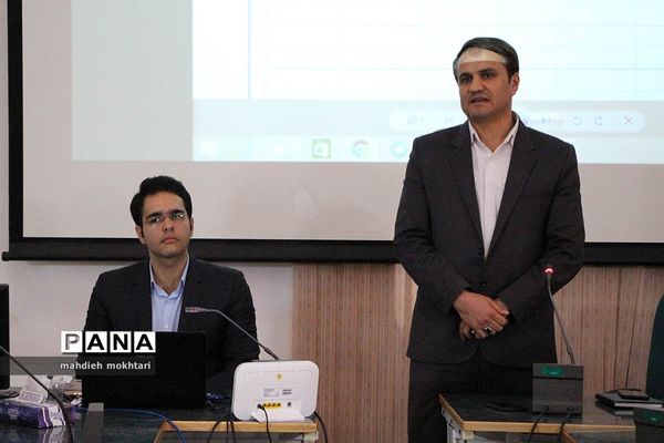 برگزاری جلسه رابطین آموزشی بازی‌های فکری، آموزشی و سرگرمی استان یزد