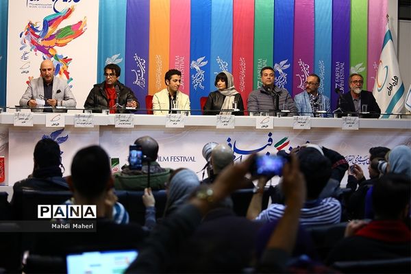 نشست‌های پرسش و پاسخ فیلم‌های هفتمین روز سی و هفتمین جشنواره فیلم فجر