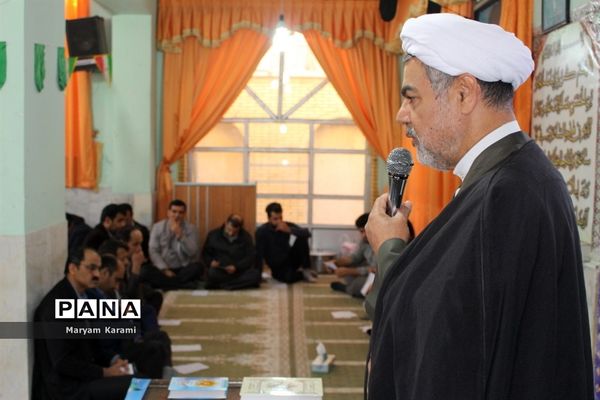 ویژه برنامه دهه فجر فاطمی در اداره کل آموزش و پرورش استان بوشهر