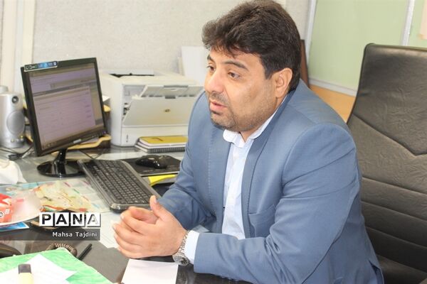 نشست نمایندگان مجلس دانش‌آموزی استان بوشهر