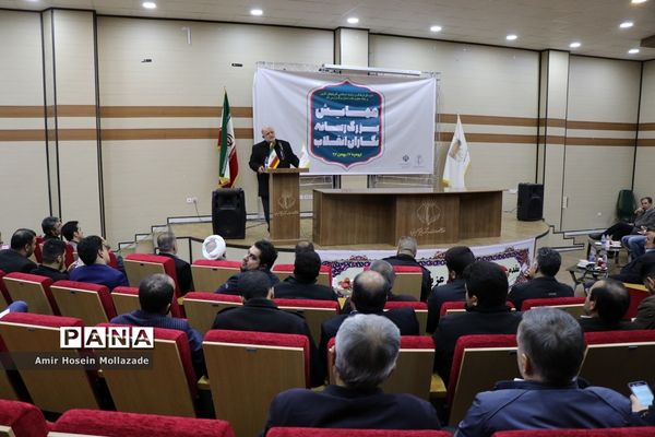 همایش رسانه‌نگاران انقلاب در ارومیه