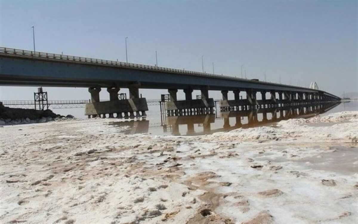 حجم آب دریاچه ارومیه 670 میلیون مترمکعب افزایش یافت