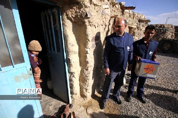 طرح توزیع1280  بسته حمایتی بین مادران باردار و شیرده در شهرستان نهبندان