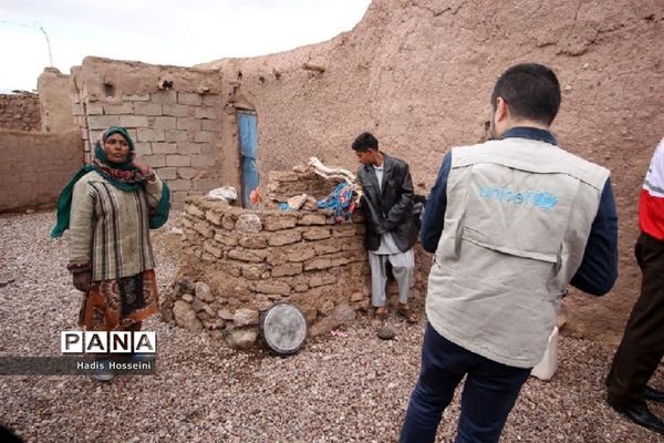 طرح توزیع1280  بسته حمایتی بین مادران باردار و شیرده در شهرستان نهبندان