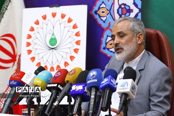 نشست خبری رئیس ستاد مرکزی چهلمین سالگرد پیروزی انقلاب اسلامی