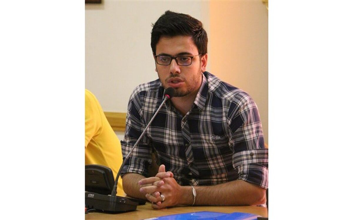 درخشش معلم قمی در نخستین کنگره کشوری شعر «فیروزه فرات»+ متن سروده